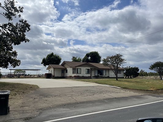 (NA) Ontario House