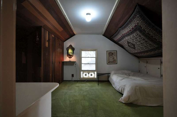 9076 bed 7