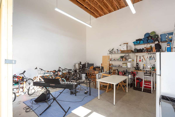 13165 studio 2