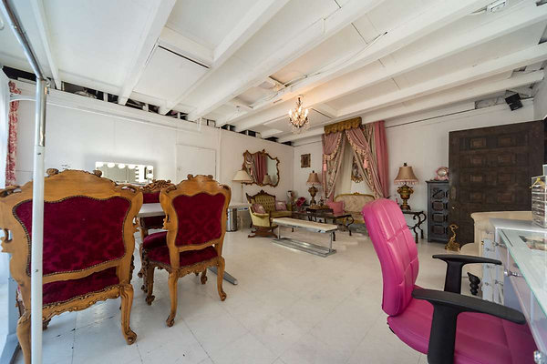 13806 studio 7