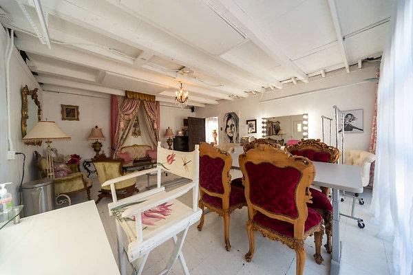 13806 studio 4