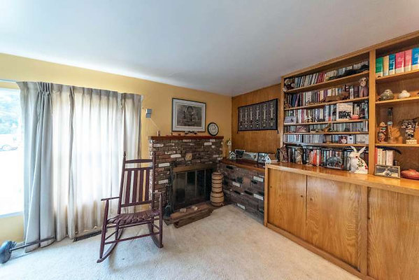 11799 living 5