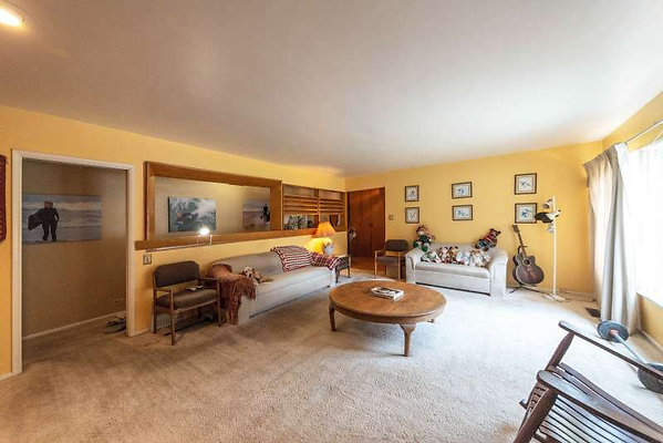 11799 living 2