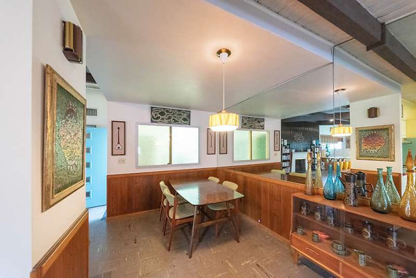 12070 dining 1