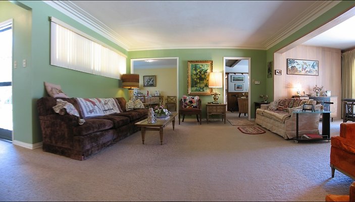 11286 living2