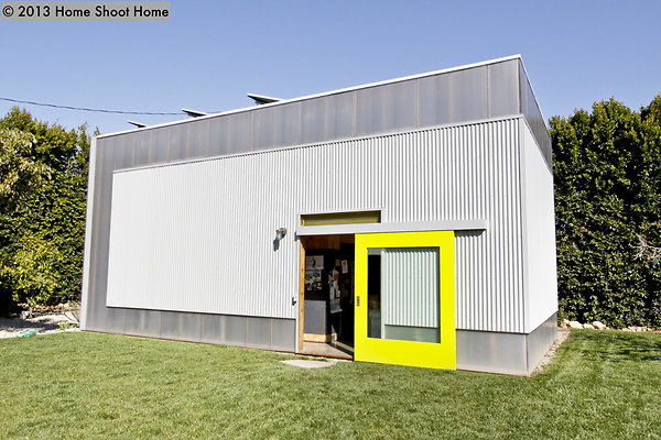 32pool-house