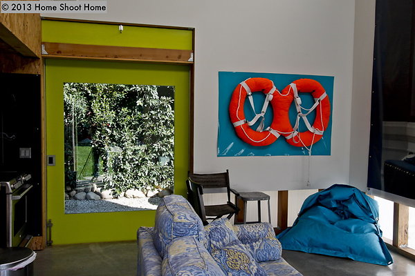 33interior-pool-house-living-room