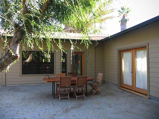 2000 patio
