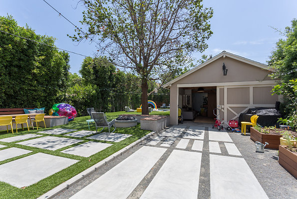 eastwestlocationsincIMG-06320