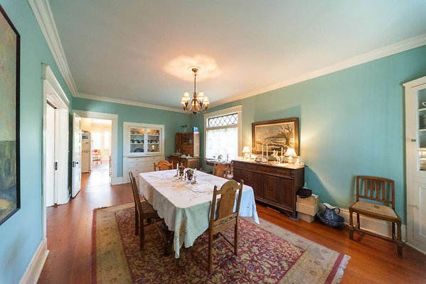 3846 dining 3