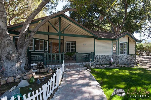Mary-Ranch-House-FL-Canyon Country SCV