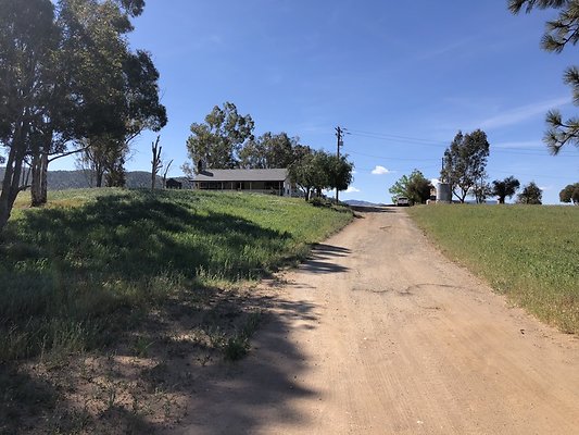 Agua Dulce Winery