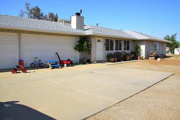 UNIVERSAL-8612-ACTON-6