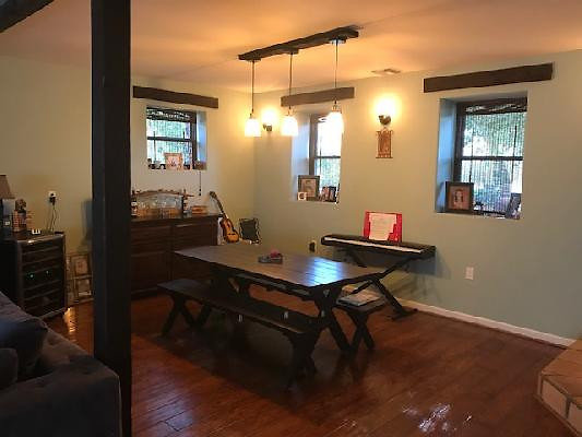 11179 dining 1