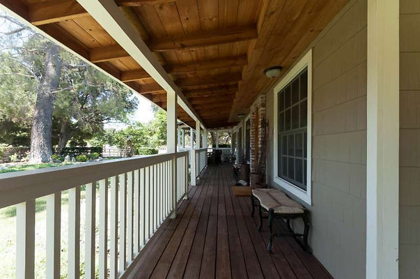 10071 porch 3