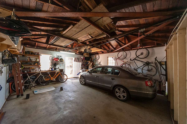 13320 garage 1