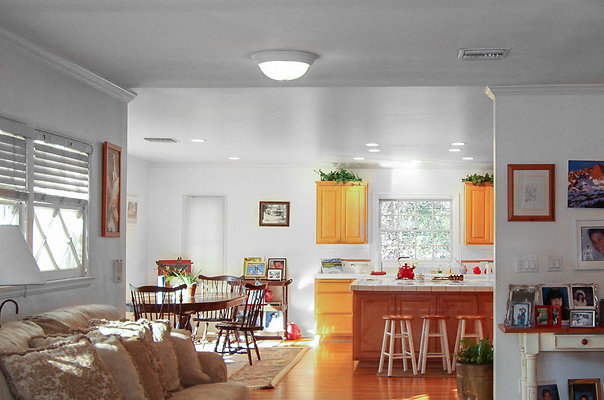 5-13 (HOLDING) MEDINA HOUSE - Woodland Hills - ALPHA