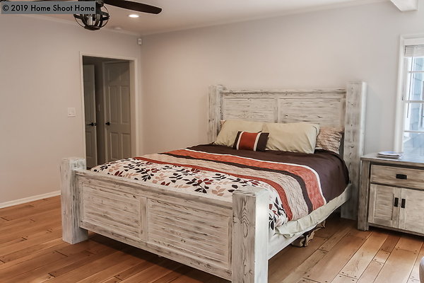 28master-bedroom-reverse