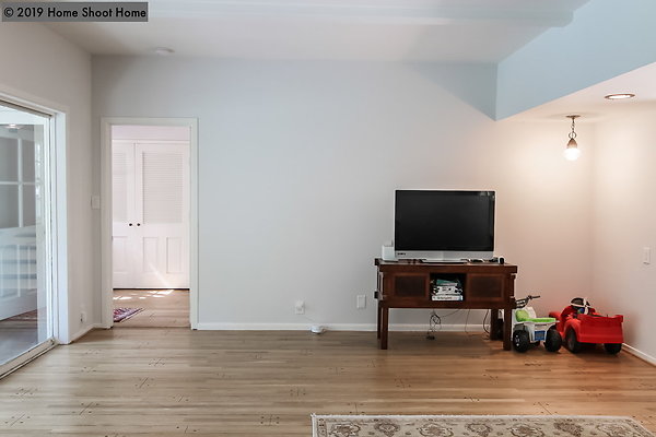 58family-room-reverse
