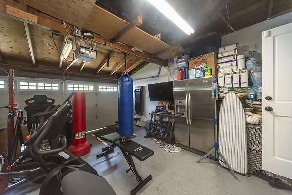 13754 garage 2