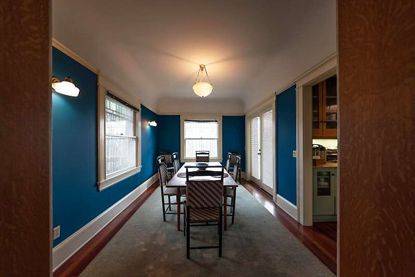 8143 dining 6