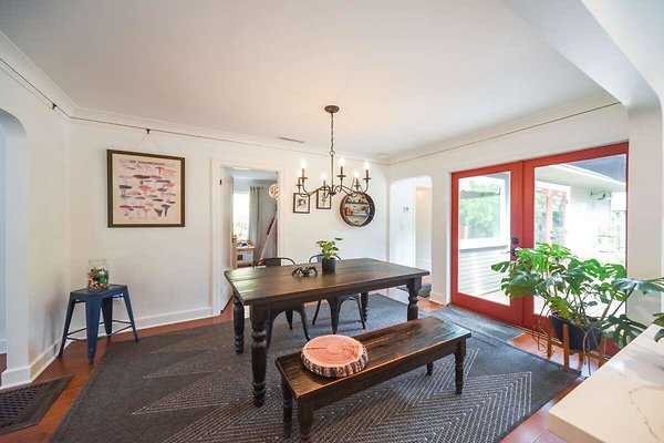 13834 dining 2