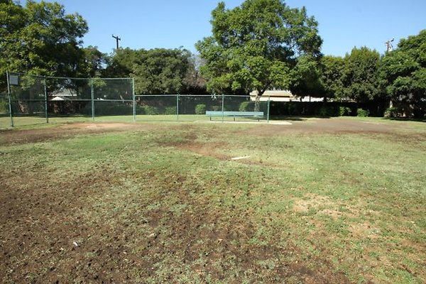 Los Altos Park - LB