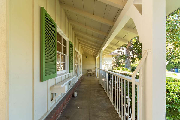 12697 porch 1