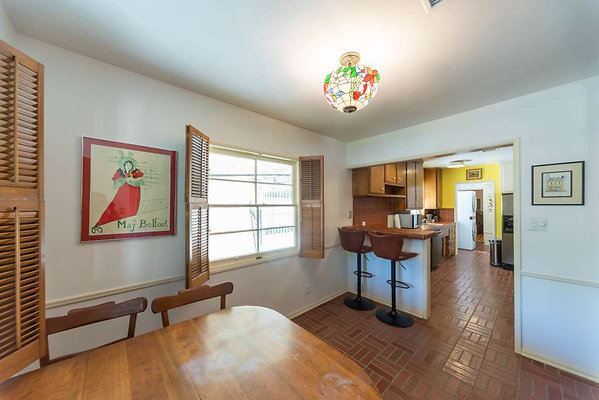 12697 dining 4