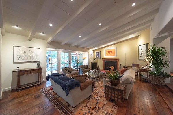 11599 living 3 11599 living 3