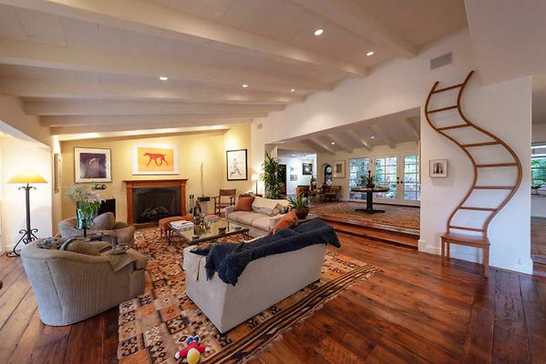 11599 living 4 11599 living 4