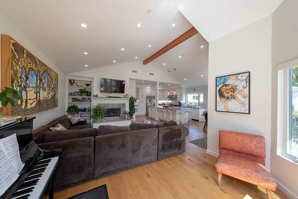 11588 living3 11588 living3