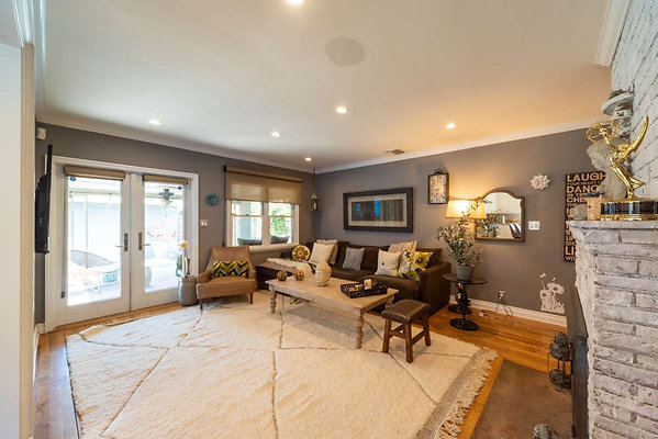 12728 den 1 12728 den 1