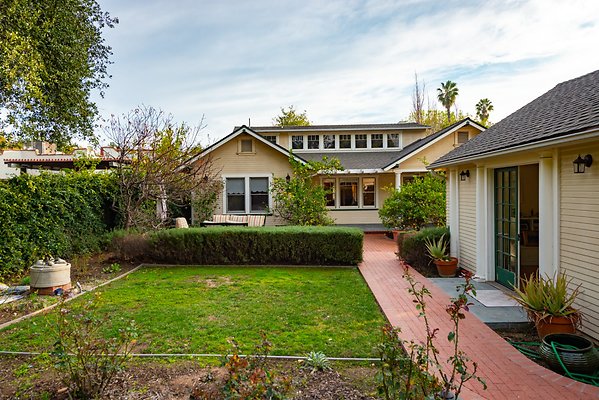 UNIVERSAL-B374-SPS-57