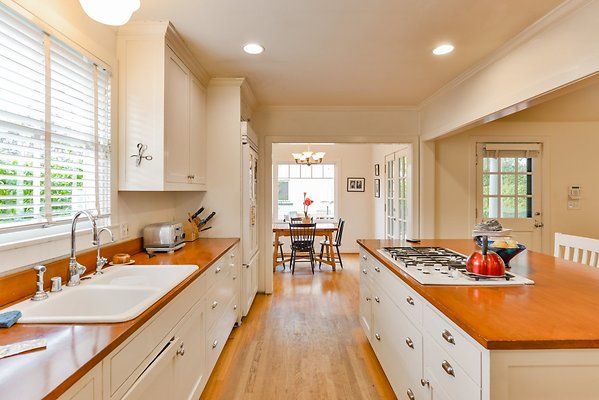 UNIVERSAL-B374-SPS-18