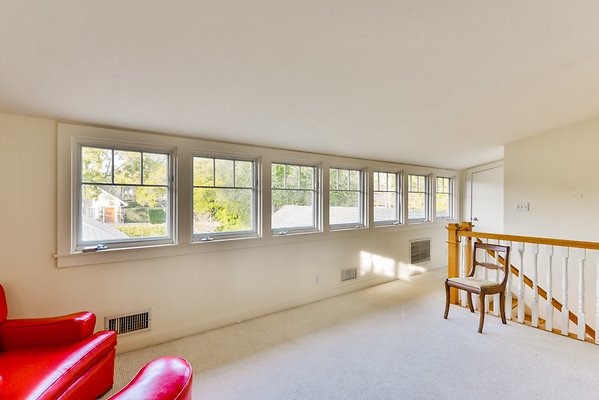 UNIVERSAL-B374-SPS-37