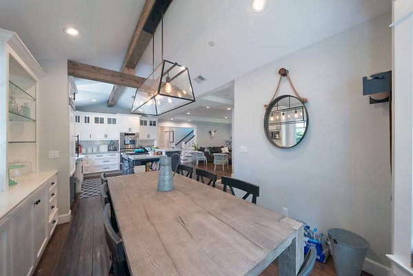 8072 dining 4 8072 dining 4