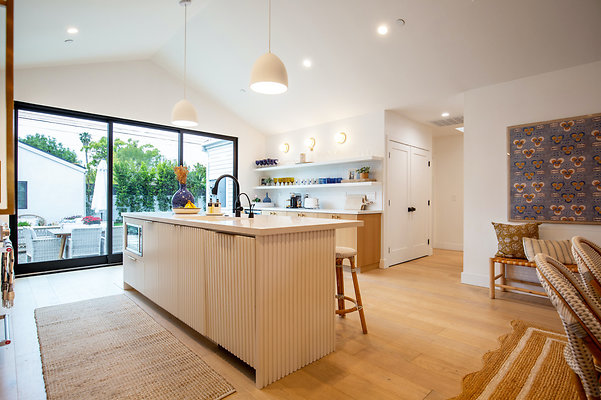 UNIVERSAL-D284-MRV-18 UNIVERSAL-D284-MRV-18