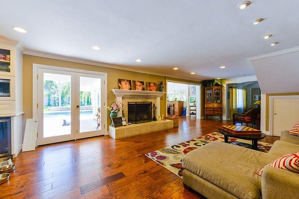 UNIVERSAL LA FILM SITESNT 21