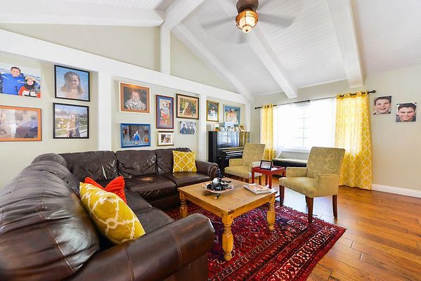 UNIVERSAL LA FILM SITESNT 12