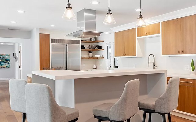 CapEquityWinnetkaCleanMidCentury10 hero