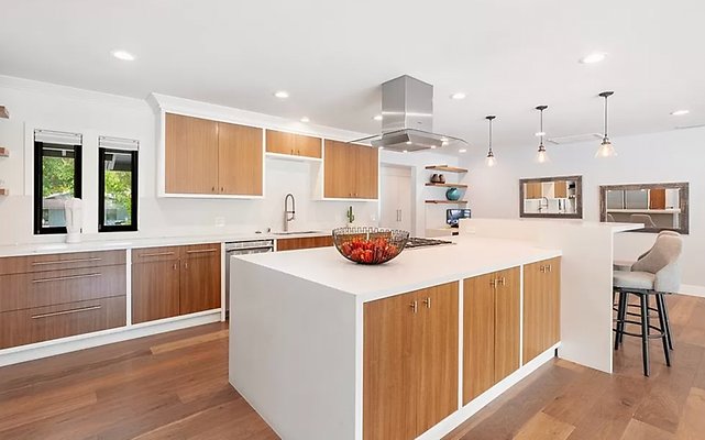 CapEquityWinnetkaCleanMidCentury13