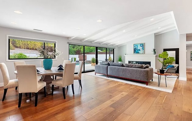 CapEquityWinnetkaCleanMidCentury7