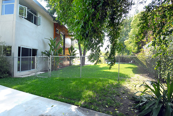 110 Modern-077 110 Modern-077