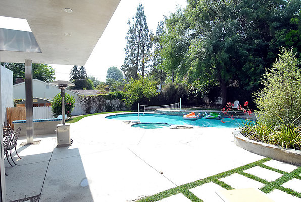 110 Modern-072 110 Modern-072