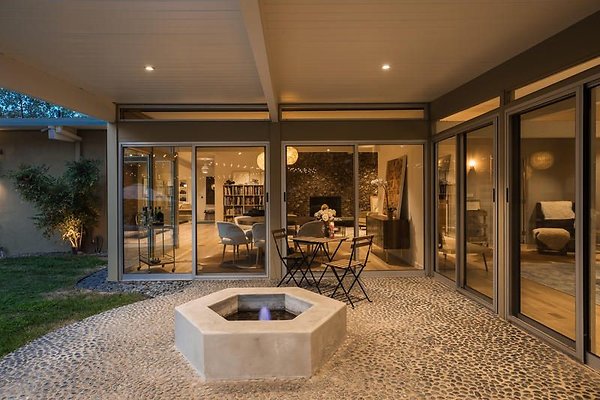 UNIVERSAL-9999-EN-28 UNIVERSAL-9999-EN-28