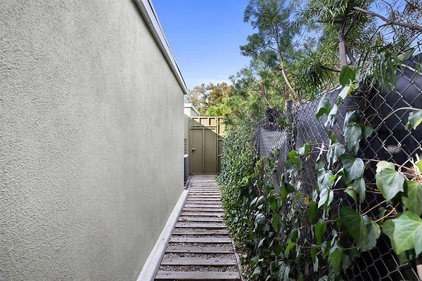 UNIVERSAL-9999-EN-48 UNIVERSAL-9999-EN-48