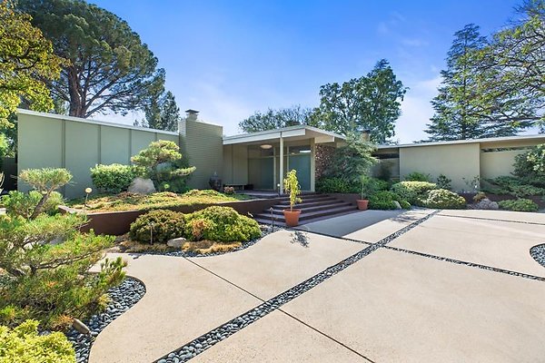 UNIVERSAL-9999-EN-21 UNIVERSAL-9999-EN-21