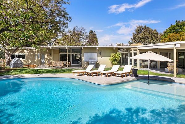 UNIVERSAL-9999-EN-14 UNIVERSAL-9999-EN-14