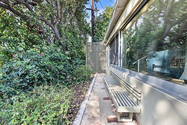 UNIVERSAL-9999-EN-44 UNIVERSAL-9999-EN-44